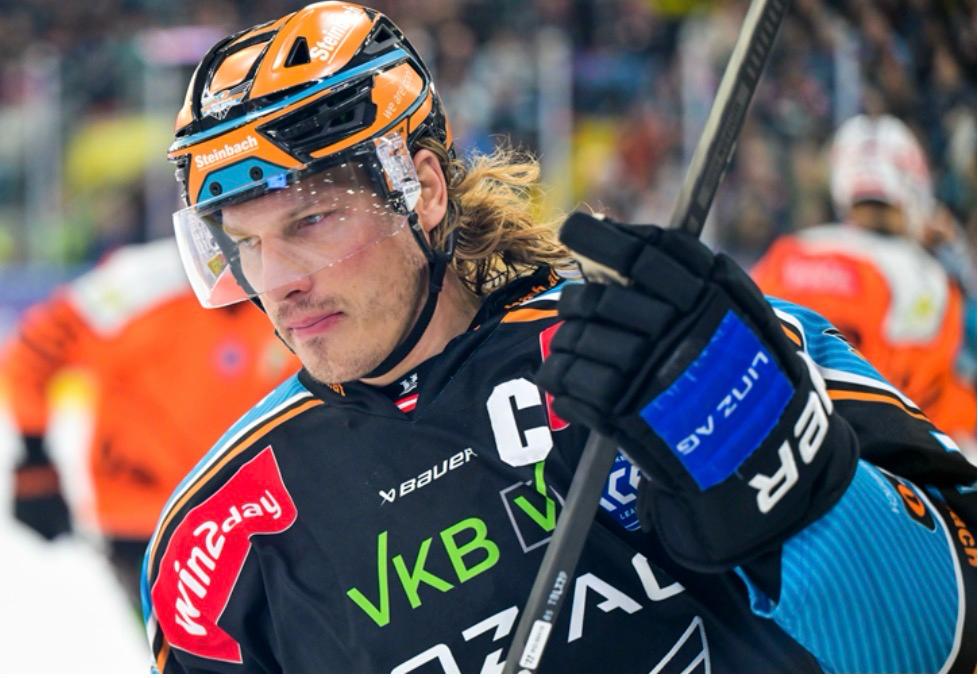 Brian Lebler on the ice for EHC Black Wings Linz